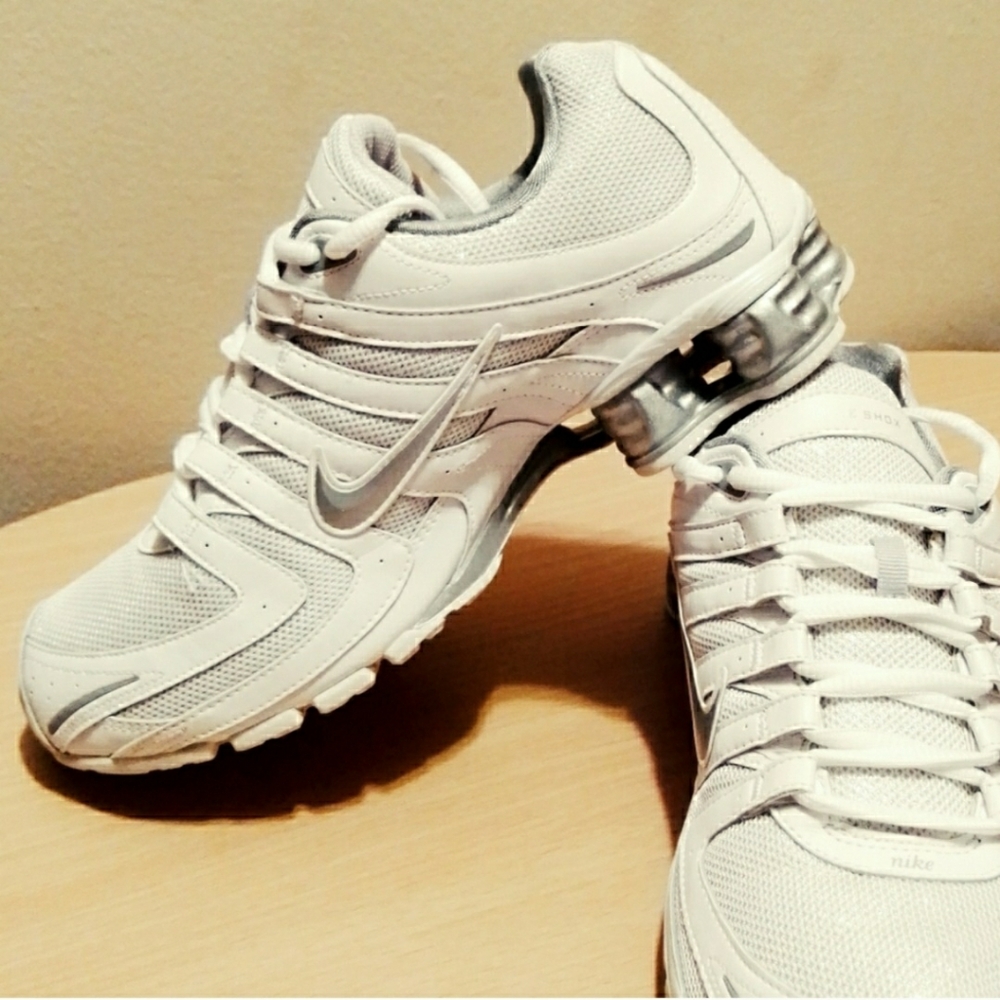 Womens Nike Shox